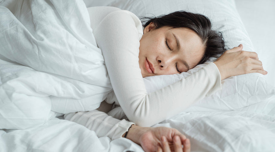 Using Essential Oils To Improve Sleep