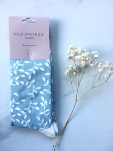 Women's Trailing Leaves Powder Blue Bamboo Socks