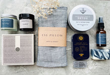 Load image into Gallery viewer, Luxury Father&#39;s Day Wellness Gift Box